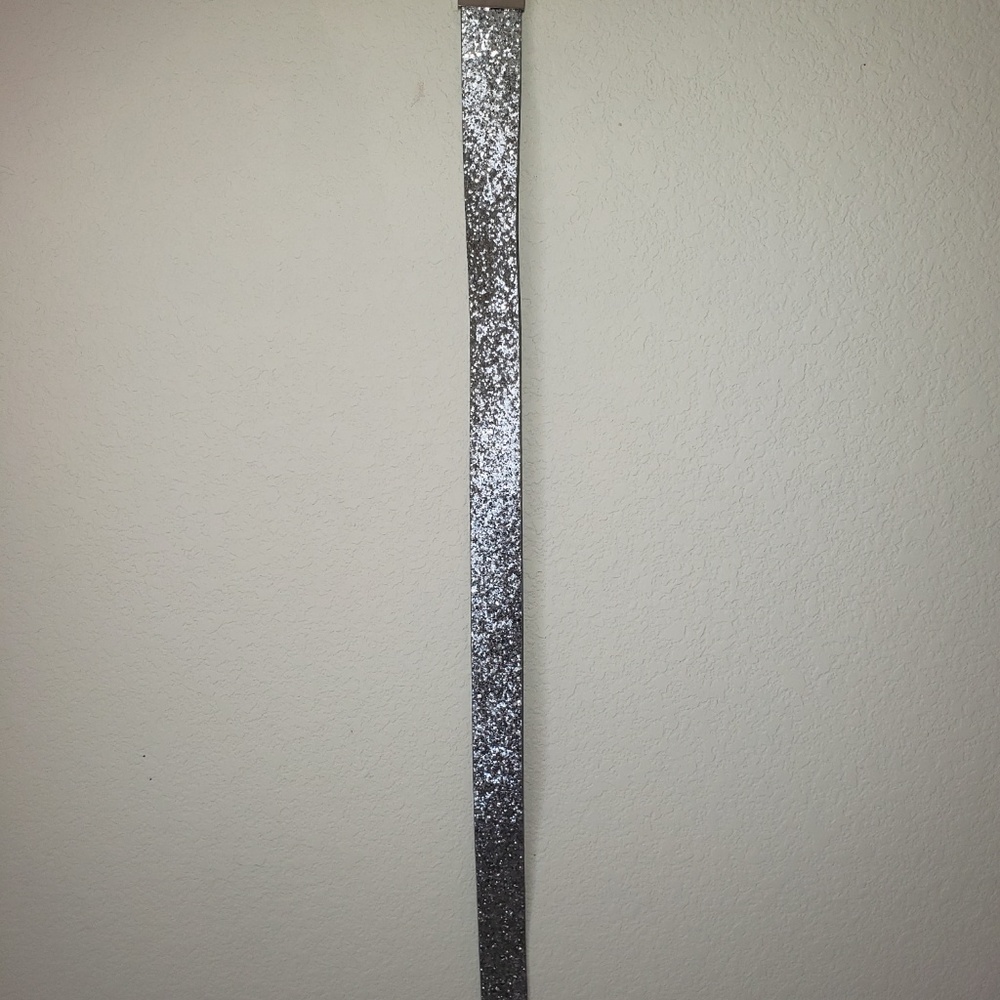 Guess Belt in Glitter - Picture 2 of 7